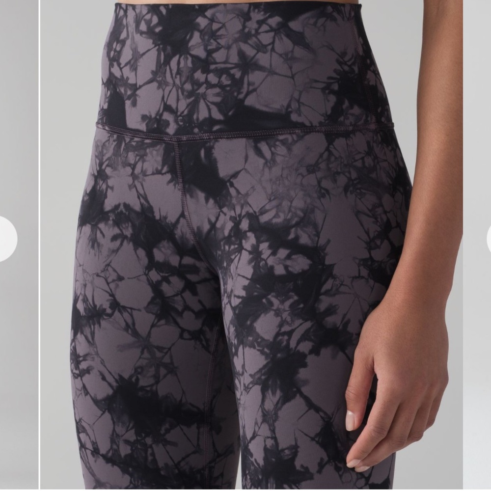 Lululemon wunder under Hi Rise Shibori